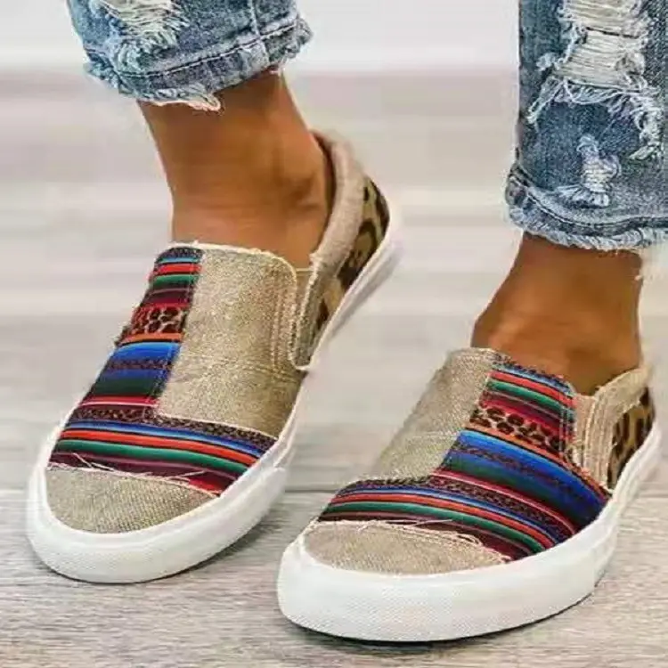 Baskets d'été légères et respirantes pour femmes, nouvelles chaussures en toile Serape avec imprimé léopard arc-en-ciel à rayures et Patchwork