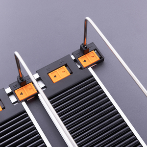 ชั้นวางเครื่องดื่มแบบลูกกลิ้งในซูเปอร์มาร์เก็ต - Product Image 3