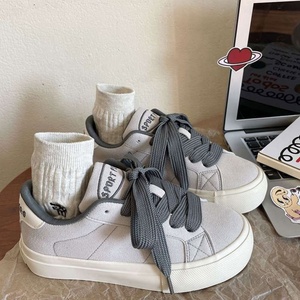 Nouvelles chaussures de marche pour femmes, couleur vin rouge, à talons hauts, avec un design rétro de style Hong Kong, bout rond, fermeture à lacets, pour l'automne/le printemps - Product Image 3