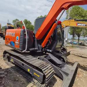 Excavatrice hydraulique sur chenilles Hitachi ZX70 d'occasion, économique en carburant et puissante pour l'agriculture et l'usage domestique, poids opérationnel de 7 tonnes - Product Image 6