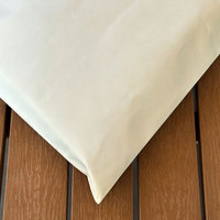 Sacs refermables en matière blanche laiteuse personnalisables avec logo imprimé sur mesure pour l'emballage de sous-vêtements, de chaussettes et de vêtements