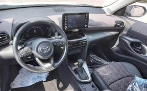 VENTA de <span class=keywords><strong>TOYOTA</strong></span> <span class=keywords><strong>YARIS</strong></span> <span class=keywords><strong>CROSS</strong></span> GX 1.5L SUV USADO, Automático, 5 Pasajeros - Product Image 3