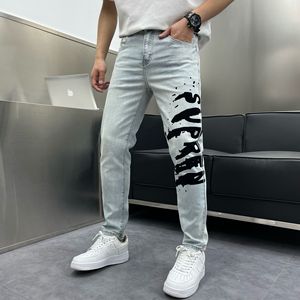 Jeans de Mezclilla para Hombre, Corte Slim, Cintura Alta, Color Azul Claro, con Estampado Flocado, Envío Directo - Product Image 5