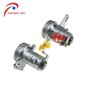 CNwagner 69051-12340 Cylindre et clé de porte latérale droite Applicable pour Toyota COROLLA <span class=keywords><strong>JPP</strong></span> 199206-199704 - Product Image 3
