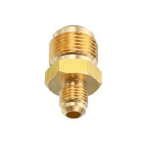 Conexiones de Latón para Tuberías - Unión Reductora |   REDUCTOR HEXAGONAL Para sistemas de combustible, gas y refrigeración (1/2 Flare por 1/4 Flare) - Product Image 1