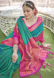 Sari de Seda Paithani Verde con Pallo de Contraste Impresionante, Tejido Intrincado de 1000 Butti Zari, Sin Arrugas, Protección Solar para Fiestas - Product Image 2