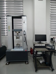 100kN Materiaaltestmachine 1/500000 FS Resolutie 1100mm Slaglengte voor het testen van technische kunststoffen en metaallegeringen - Product Image 5