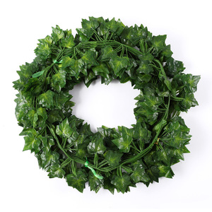 Enredadera Artificial de Virginia Creeper de 100cm/200cm, Decoración de Hojas Verdes para Colgar en Paredes Exteriores, Alta Simulación - Product Image 1