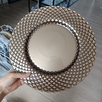Assiette de présentation en verre taillé diamant bronze marron pour la vente en gros, sous-assiette décorative pour mariages, hôtels et tables à domicile