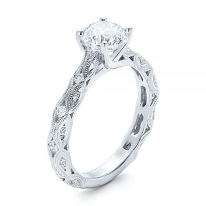 Anello di Fidanzamento F190 in Oro Bianco per Donna con Diamante Naturale Taglio Brillante Rotondo Colore D e Pietre Laterali - Product Image 1