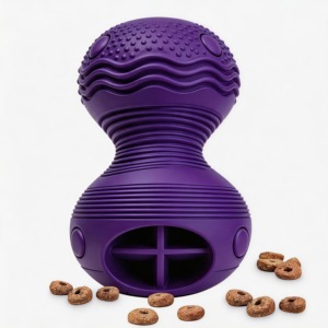 Jouet interactif pour chien violet personnalisé avec distributeur de friandises pour usage intérieur, taille moyenne, jouet pour animaux de compagnie en plastique à alimentation lente - Product Image 1