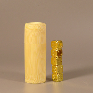 Dés à 20 faces en métal ultime pour les jeux de rôle D&D. Utilisez ce dés à 20 faces pour décider de votre destin dans les jeux de table où chaque jet compte. - Product Image 5
