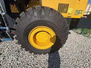 รถตักล้อยางมือสอง Komatsu WA470 สภาพดี เครื่องยนต์ญี่ปุ่นแท้ ระบบไฮดรอลิกเสถียร ดูแลรักษาอย่างดี - Product Image 5