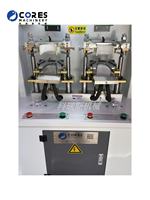 Machine de façonnage des embouts de chaussures à double refroidissement, double chauffage et double station