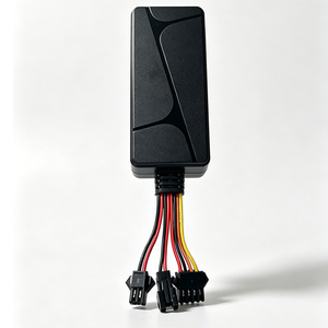 เครื่องติดตาม GPS 2G แบบเรียลไทม์แดชบอร์ดหลังคาแบบพกพาอุปกรณ์กันขโมยรถพร้อมมุมมอง iOS และแอนดรอยด์ - Product Image 6