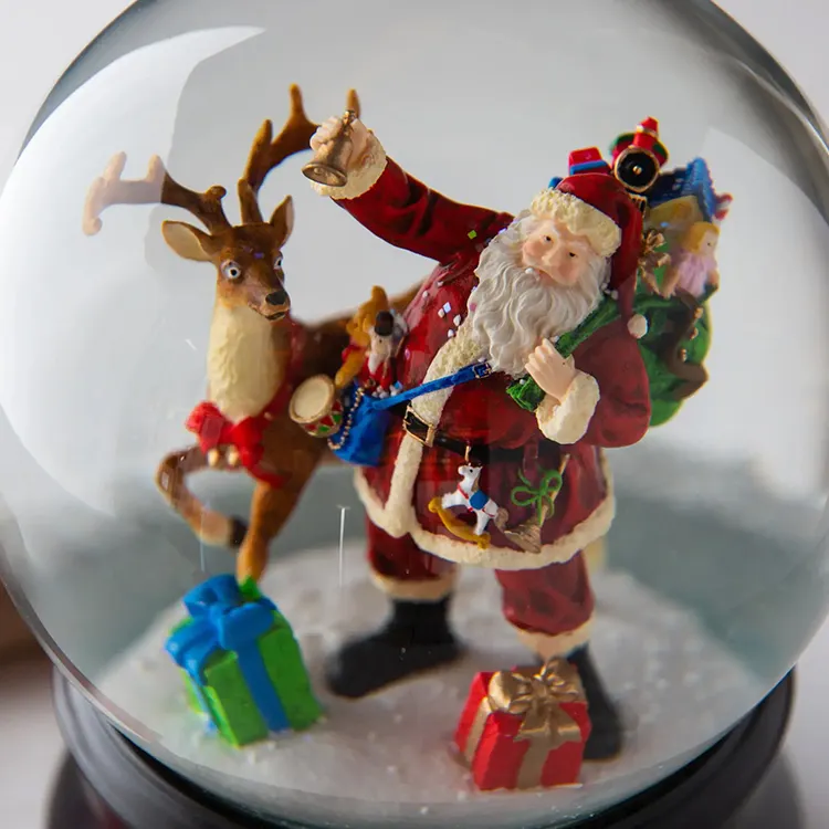 customized resin 100mm souvenir miniature water ball christmas gifts snow globe