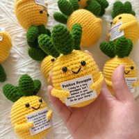 Groothandel Met De Hand Gehaakte Creatieve Dierenpoppen-Positieve Fruitversieringen Voor Emotionele Steun En Geschenken