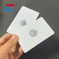 Tarjeta de Identificación de Empleado Laminada con Holograma RFID de PVC Mate y Brillante, Impresión Personalizada, Resistente al Agua, con Función NFC de 13.56MHz para Control de Acceso