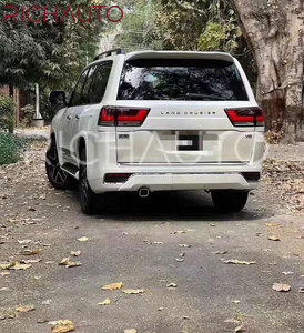 AUTO 2023 Facelift Bumper Grille Bodykit pour <span class=keywords><strong>Land</strong></span> <span class=keywords><strong>Cruiser</strong></span> <span class=keywords><strong>300</strong></span> Series Lc300 GX VXR Mise à niveau vers <span class=keywords><strong>GR</strong></span> <span class=keywords><strong>Sport</strong></span> Style - Product Image 6