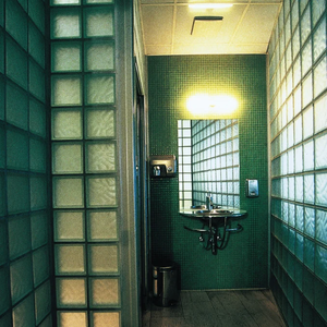 Bloque de vidrio ondulado verde satinado de 19x19x8 cm para torneado de herramientas - Product Image 3