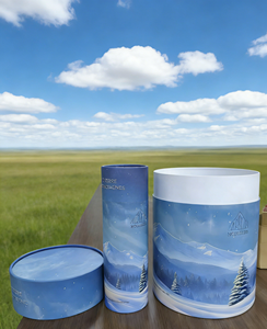 Caja de Regalo Cilíndrica Minimalista, Taza de Montaña Nevada, Sellada, a Prueba de Polvo, Taza de Agua Diaria, Caja de Regalo Cilíndrica con Patrón Personalizado - Product Image 1