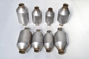 Стандарт выбросов европейского стандарта 3 с ввода-вывода 50,8 мм и диаметром 129 мм Универсальный каталитический конвертер для бензиновых двигателей 2,0-Л - Product Image 3