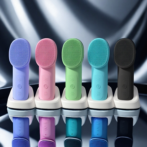 <span class=keywords><strong>Brosse</strong></span> <span class=keywords><strong>nettoyante</strong></span> sonique de luxe OEM/ODM pour le <span class=keywords><strong>visage</strong></span>, nettoyage en profondeur des pores, élimination des points noirs, rechargeable USB-C, étanche - Product Image 1