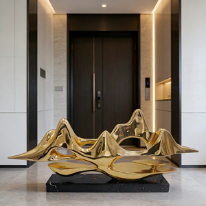 Nouvelle Sculpture Paysagère de Luxe en Résine Plaqué Or, Statue Moderne Abstraite de Montagne pour Décoration Intérieure, Décoration d'Intérieur en Résine - Product Image 2