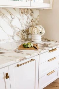 Dalle de <span class=keywords><strong>pierre</strong></span> naturelle marbrée Fish Belly Gold pour mur de fond, table Lazy Susan, comptoir de cuisine et salon - Product Image 4