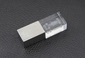 Tùy chỉnh 32GB pha lê USB Stick USB 3.0 Bộ nhớ với ánh sáng LED <span class=keywords><strong>2GB</strong></span> 4GB 8GB 32GB Công suất sản phẩm mới thẻ nhớ phong cách - Product Image 6