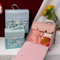 Boîte cadeau rigide florale avec poignée, en papier artistique, design rectangulaire gaufré, pour emballage cadeau et artisanat