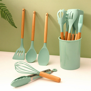 12-Piece Peralatan Dapur Set Spatula Sendok Silikon Alat Masak dengan Wadah Penyimpanan Gagang Kayu Peralatan Dapur Tahan Lama - Product Image 1