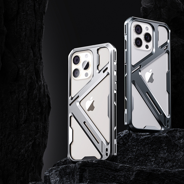 Deluxe Titanium Alloy Heat Dissipation Shockproof Dropproof Mechanical Armor Cell Phone Case for Iphone 17 Pro Max 17 Air
