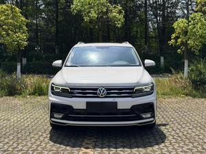Voiture d'occasion 2020 pour <span class=keywords><strong>Tiguan</strong></span> L Turbo 4x4 Automatique 7 places Gauche Toit ouvrant panoramique foncé Faible kilométrage Sans accident Abordable - Product Image 2