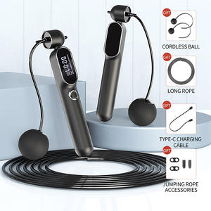 Cuerda de saltar inalámbrica para adelgazar para quemar grasa inteligente con cable ajustable <span class=keywords><strong>y</strong></span> conteo de carga USB Salto digital inalámbrico - Product Image 4