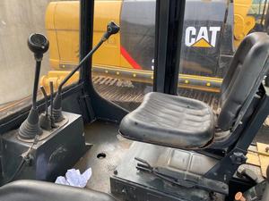 Chargeuse sur pneus d'occasion durable CAT 420F, capacité de charge de 20 tonnes, puissance de 220 kW, pour le transport de pierres, chargeuses-pelleteuses Caterpillar d'occasion - Product Image 5