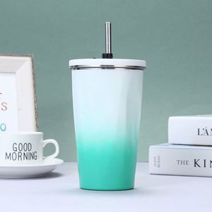 แก้วกาแฟแบบพกพา ขนาด 500 มล. หลายสี เก็บความร้อน-เย็น ผนังสองชั้นสุญญากาศ พร้อมฝาและหลอด - Product Image 1