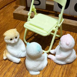 ของเล่นบีบรูปแมวน่ารัก ทำจากวัสดุ TPR ของเล่นเสริมพัฒนาการประสาทสัมผัส บรรเทาความเครียด ช่วยผ่อนคลายความวิตกกังวล ดีไซน์สำหรับนั่ง ของเล่นบีบสควิชชี่ - Product Image 2