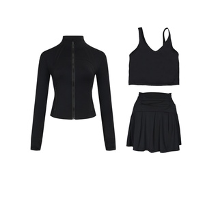 Conjunto de Ropa de Yoga de Verano para Mujer, 3 Piezas: Chaqueta Deportiva Ajustada con Cuello Alto, Chaleco con Espalda en U <span class=keywords><strong>y</strong></span> <span class=keywords><strong>Falda</strong></span> Corta - Product Image 4