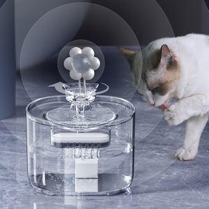 Fuente de agua inteligente para mascotas, edición transparente redondeada con sistema de filtración para gatos y perros - Product Image 2