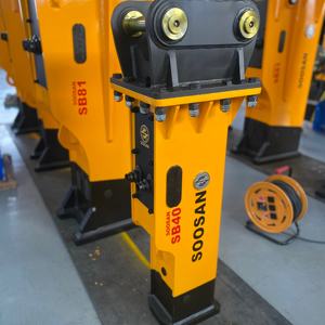 Martillo hidráulico tipo caja SOOSAN SB40 con cuerpo principal de garantía de doce meses y características estándar - Product Image 4