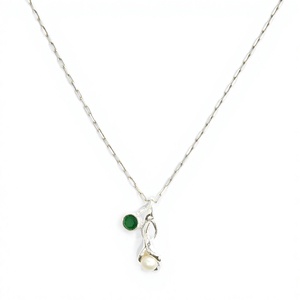 Pendentif élégant en argent sterling 925 de style feuille avec pierre précieuse onyx vert et perle d'eau douce, bijoux faits main par un designer - Product Image 2