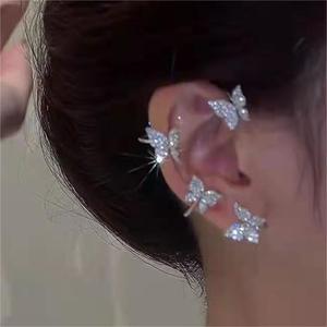 <span class=keywords><strong>Boucles</strong></span> <span class=keywords><strong>d</strong></span>'<span class=keywords><strong>oreilles</strong></span> clips <span class=keywords><strong>papillon</strong></span> incrustées de strass BNX Jewelry, romantiques, pour mariage, plaquées <span class=keywords><strong>argent</strong></span>/or, pour femmes, haute couture, personnalisées - Product Image 2