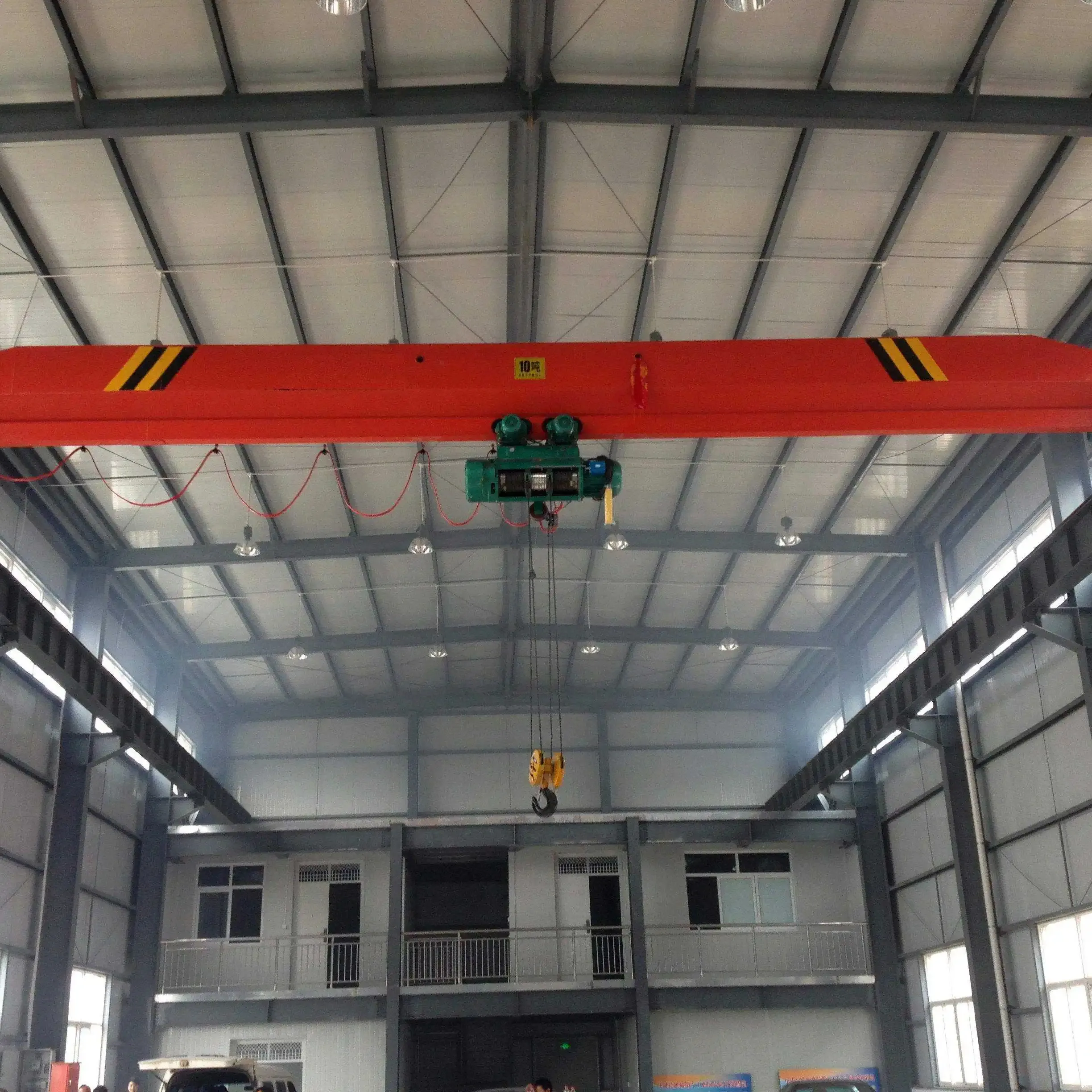 Buatan produsen Cina 10 ton 12 ton Girder tunggal derek EOT dengan kerekan listrik