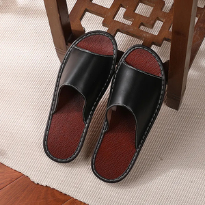 <span class=keywords><strong>Ciabatte</strong></span> in <span class=keywords><strong>pelle</strong></span> da <span class=keywords><strong>uomo</strong></span> impermeabili di lusso estivo alla moda stile Unisex per la <span class=keywords><strong>casa</strong></span> - Product Image 2