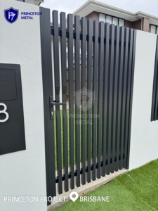 Cancello Scorrevole Orizzontale in Alluminio Nero Personalizzato per Ingresso Residenziale e Commerciale, Stile Dallas, 6 Piedi, Vendita all'Ingrosso - Product Image 3