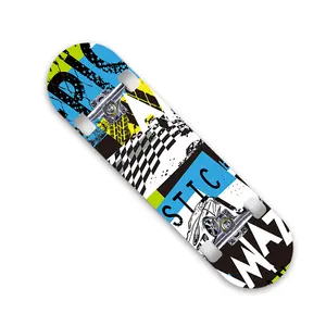 Outdoor Volwassen Professionele Vierwielige 31*8 Inch Skateboard Beginner Street Brush Esdoorn Skateboard