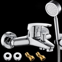 Robinet de salle de bain en acier inoxydable Robinet mitigeur de bain argenté avec pommeau de douche à main Ensemble douche murale