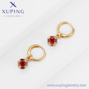 90072 Xuping Pendientes de Oro de <span class=keywords><strong>18K</strong></span>, Arracada Grande con Cristal Tipo Diamante, Pendientes de Moda Chapados en Oro de <span class=keywords><strong>18K</strong></span> para Mujer - Product Image 3