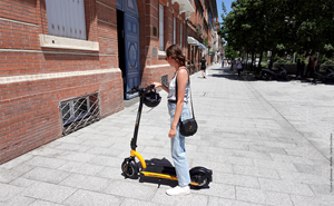 Hikerboy Foxtrot Plus Leichter Faltbarer Elektroroller 4 Geschwindigkeitsmodi W <span class=keywords><strong>E</strong></span> <span class=keywords><strong>D</strong></span> <span class=keywords><strong>S</strong></span> Al6061 Rahmen - Product Image 6